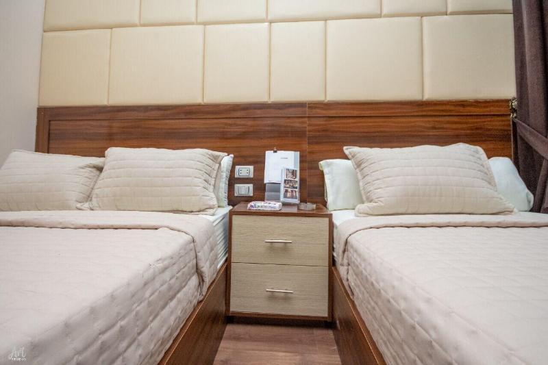Hostal Grand *