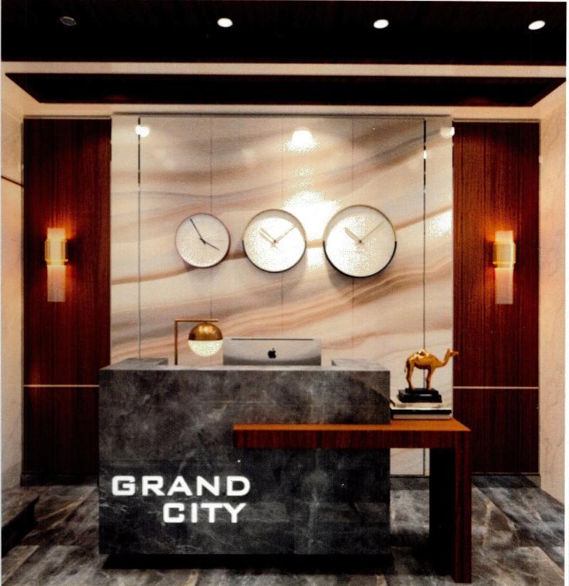 Grand * El Cairo