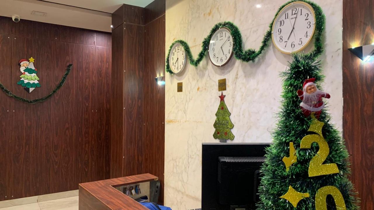 Hostal Grand *