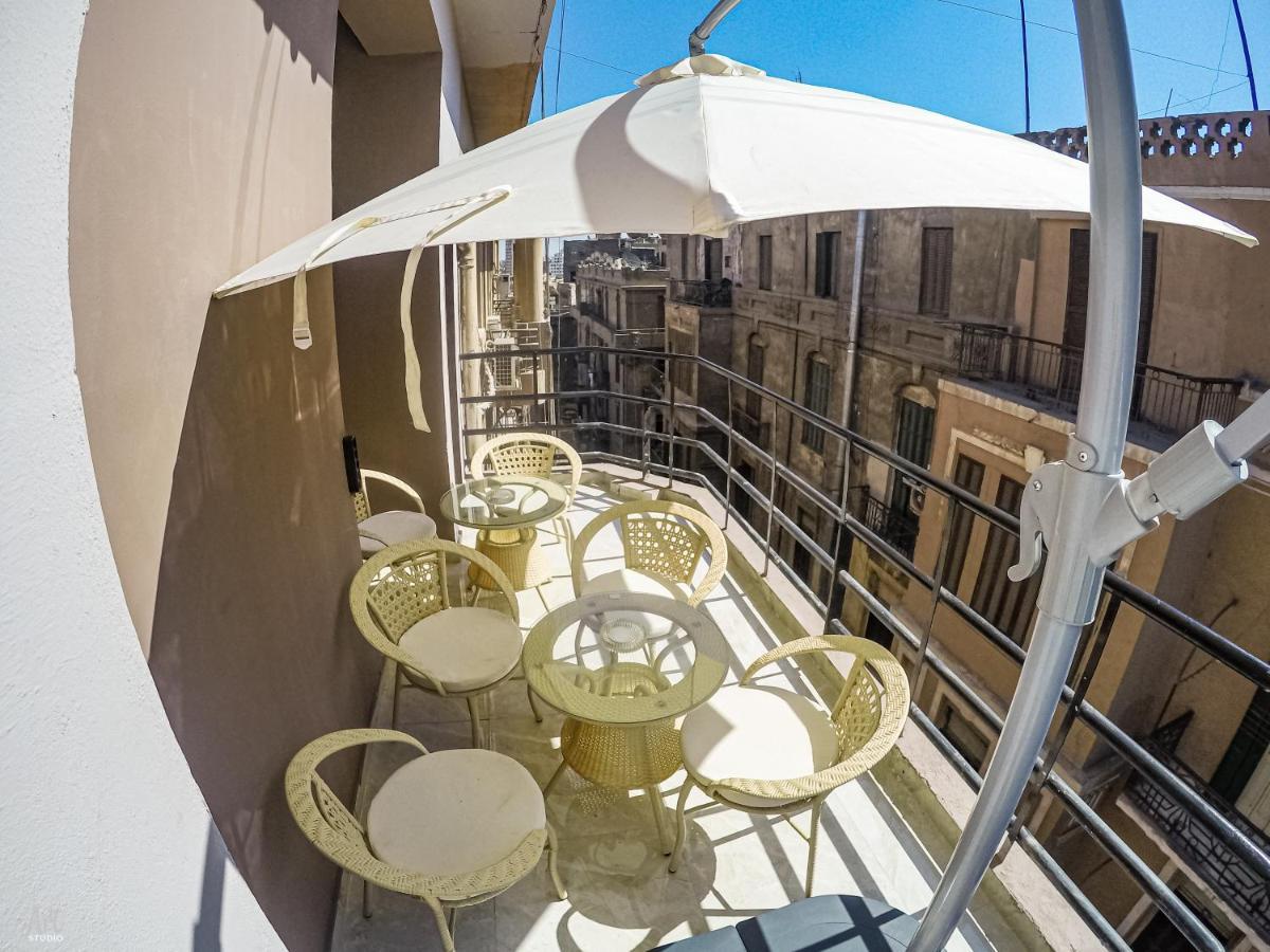 Grand Hostal